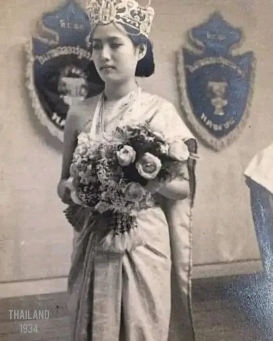 🇹🇭Thailand national clothing.Sbai Thailand dress Thai dress history.