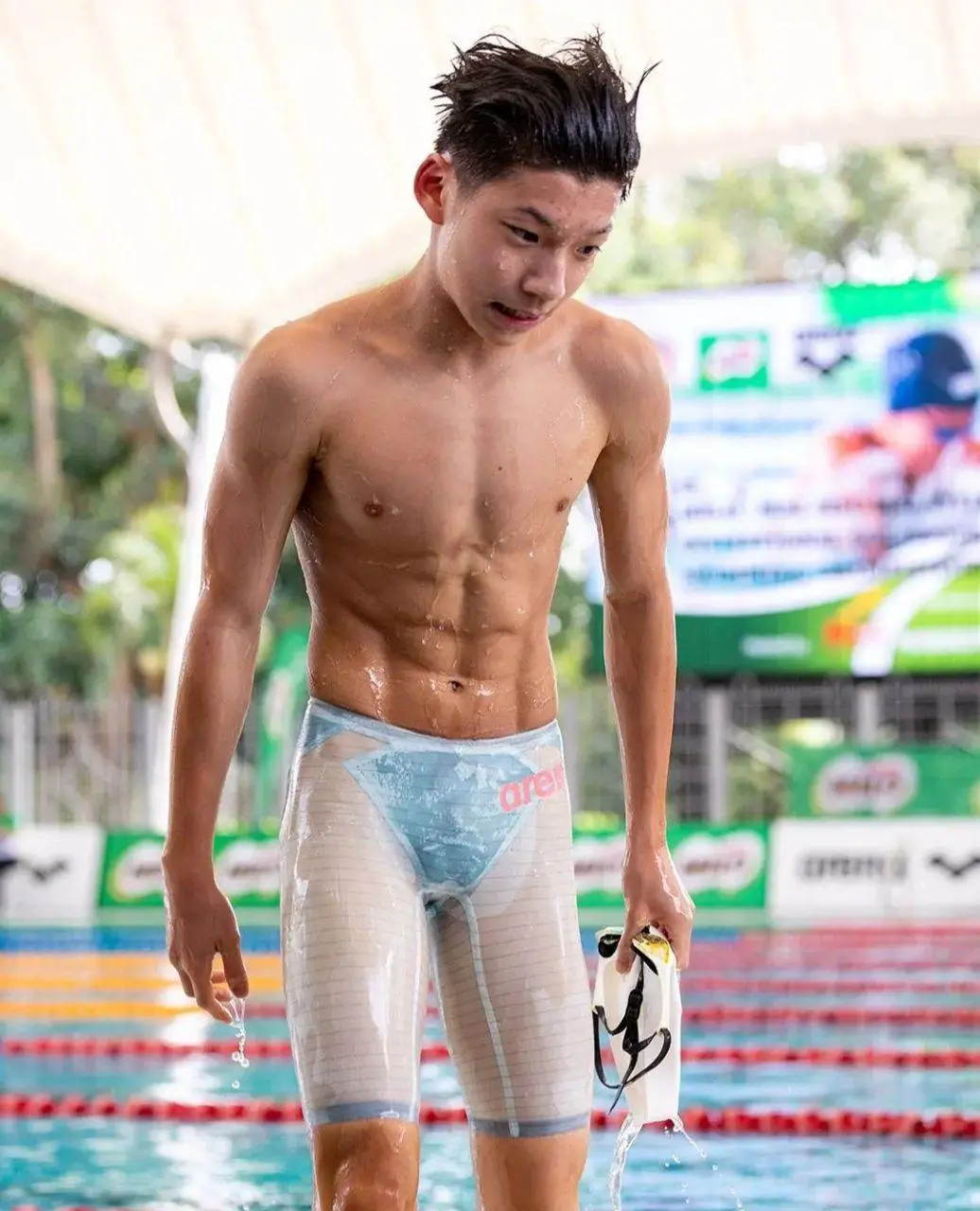 นักว่ายน้ำ-วัยใส