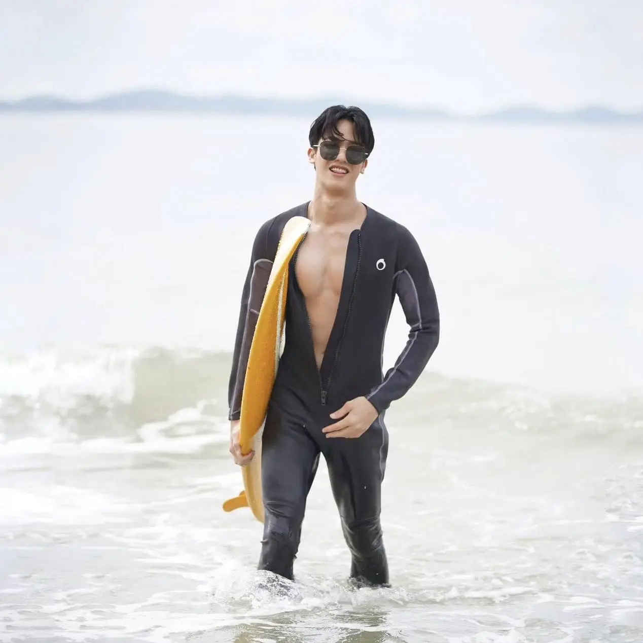 ผู้ชายหน้าร้อน