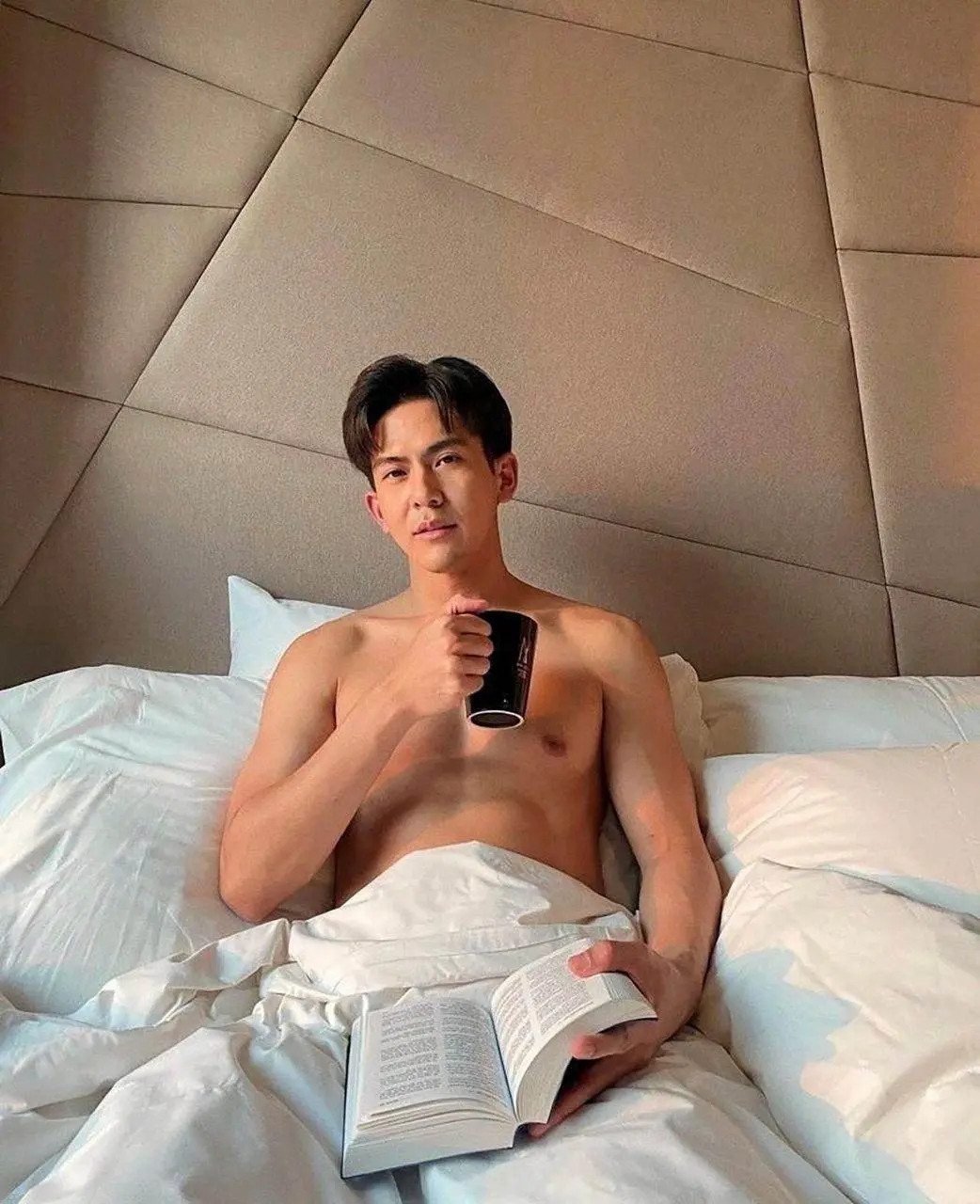 สามมีหน้าร้อน