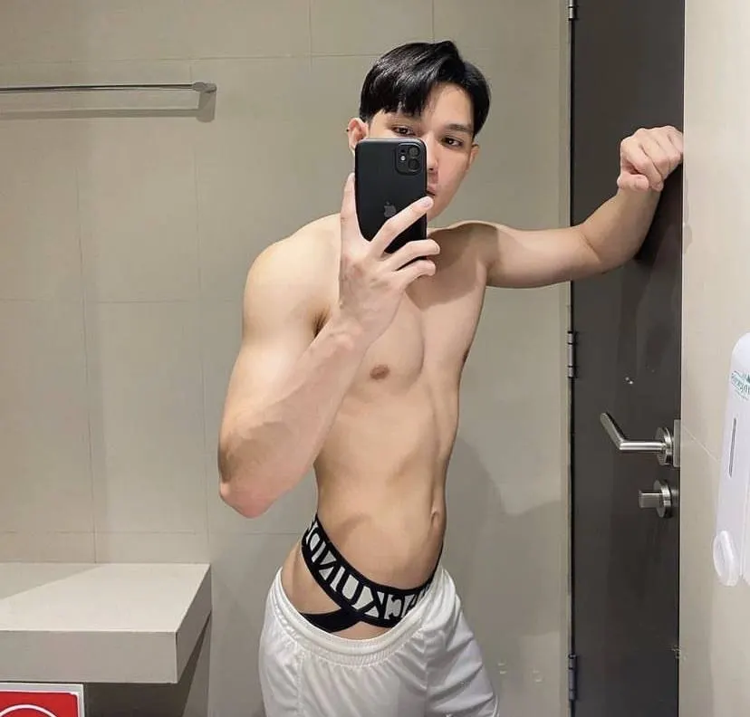 ผู้ชายให้ท่า [1]