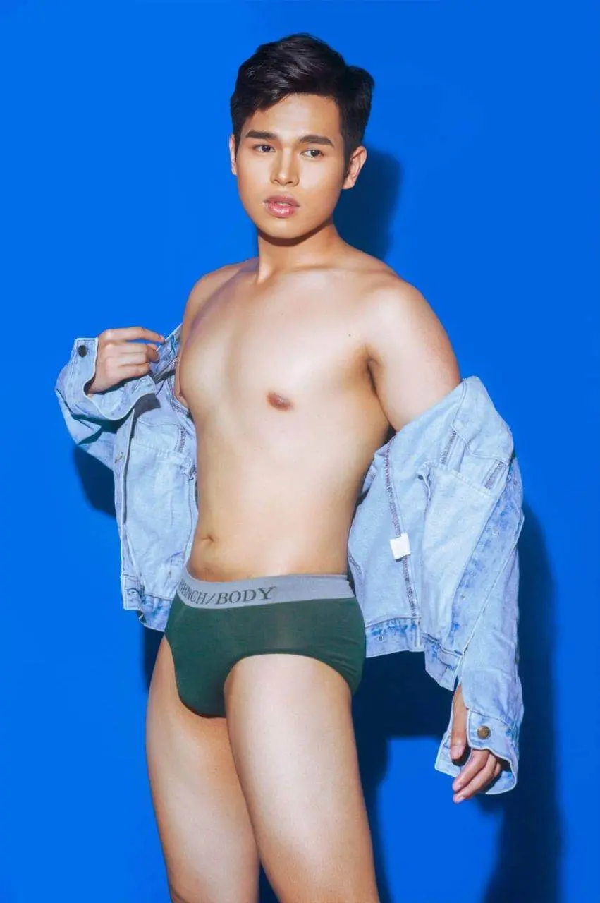 มากกว่ารัก