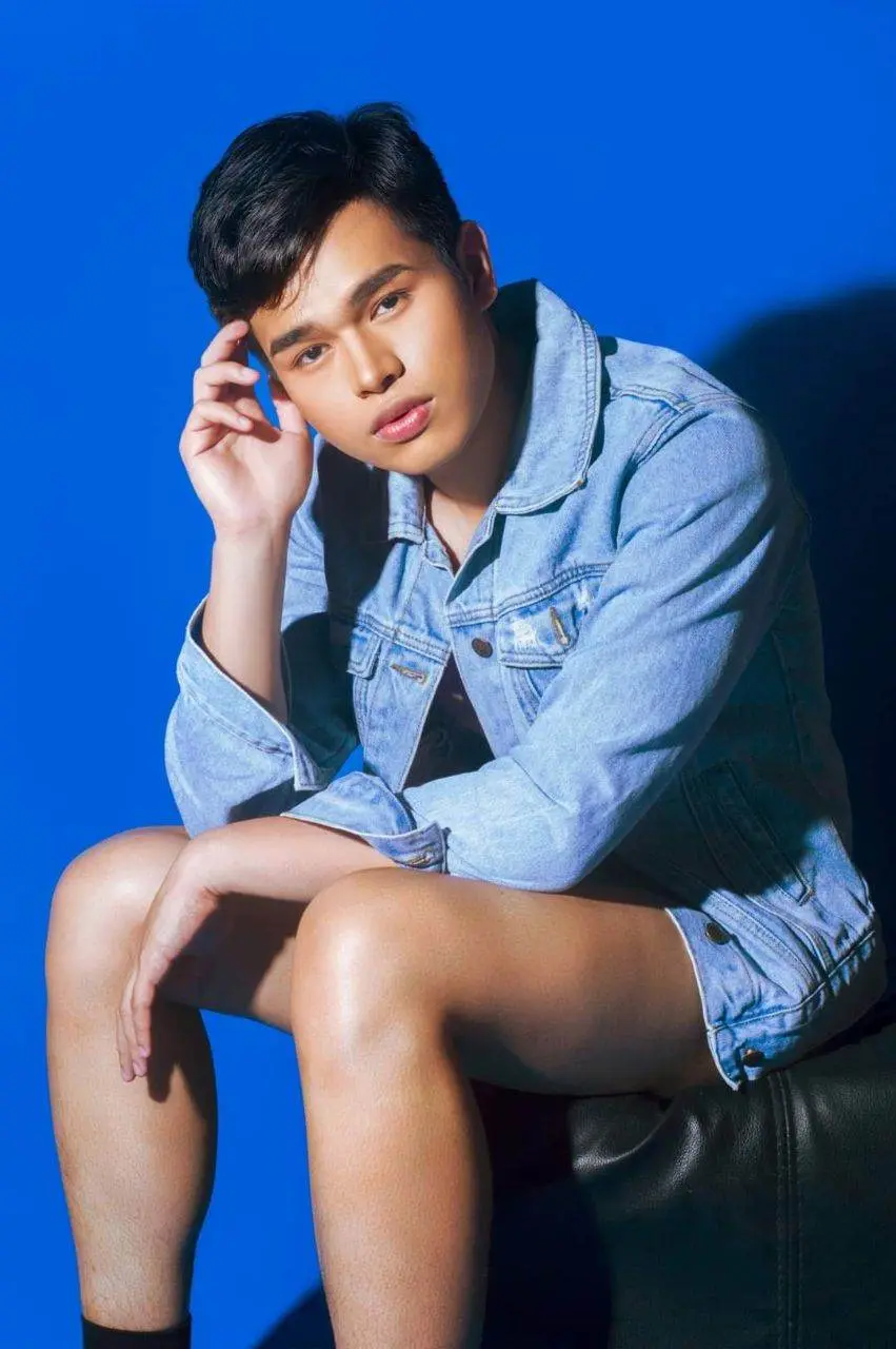 มากกว่ารัก