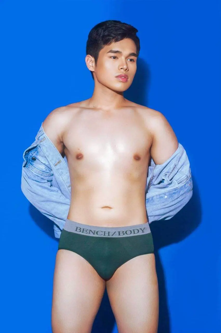 มากกว่ารัก
