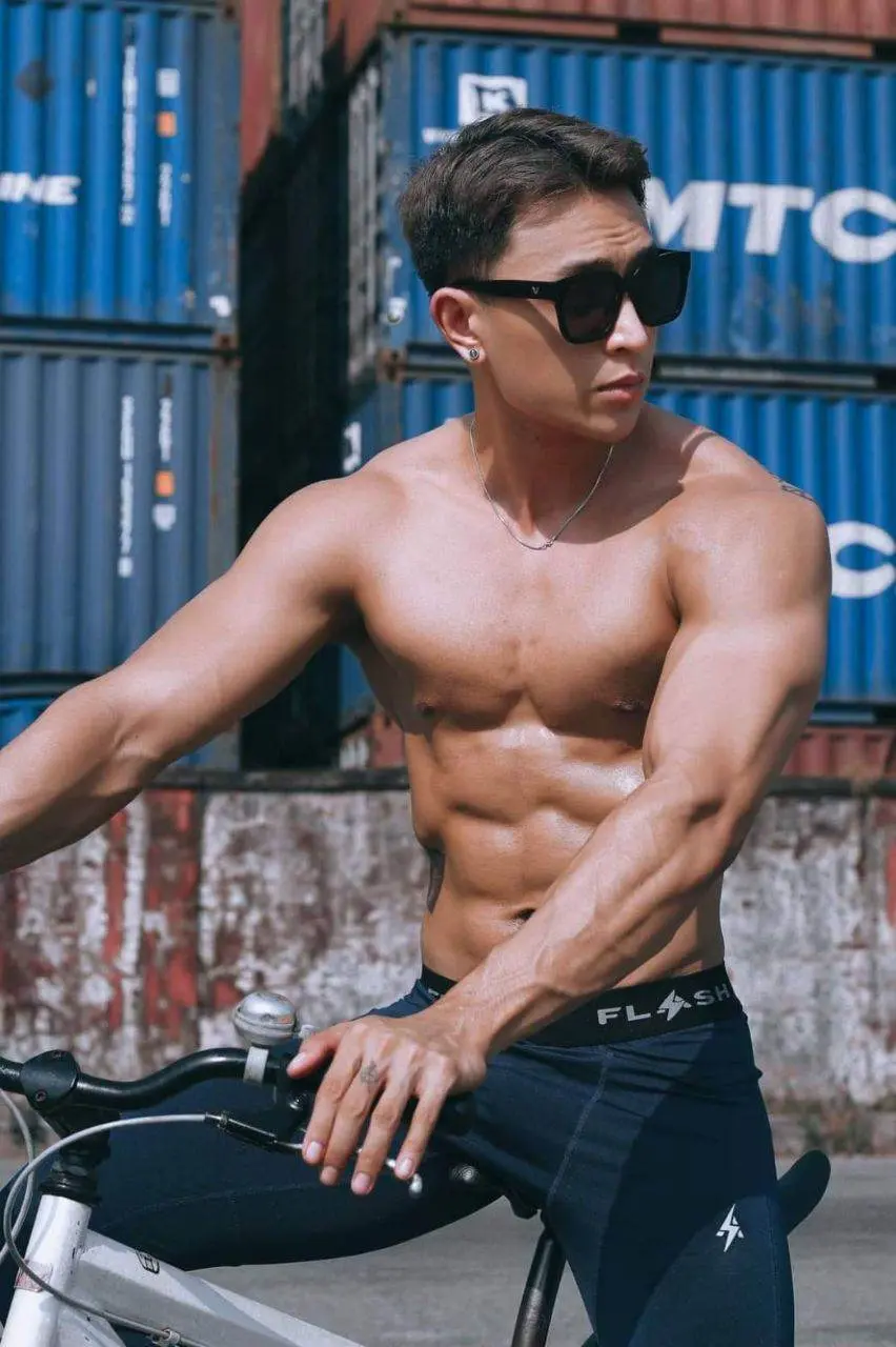 Nay Lynn Shane นายแบบ-นักแสดงจากพม่า