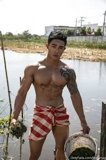 สามีเป็นชาวสวน
