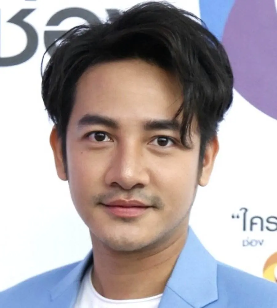 ผัวชื่อรอน