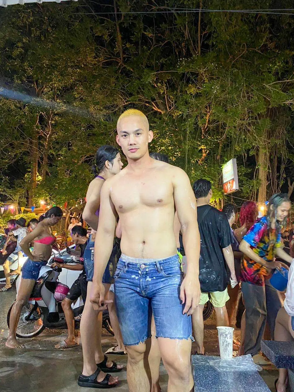 ทรงอย่างแซ่บ