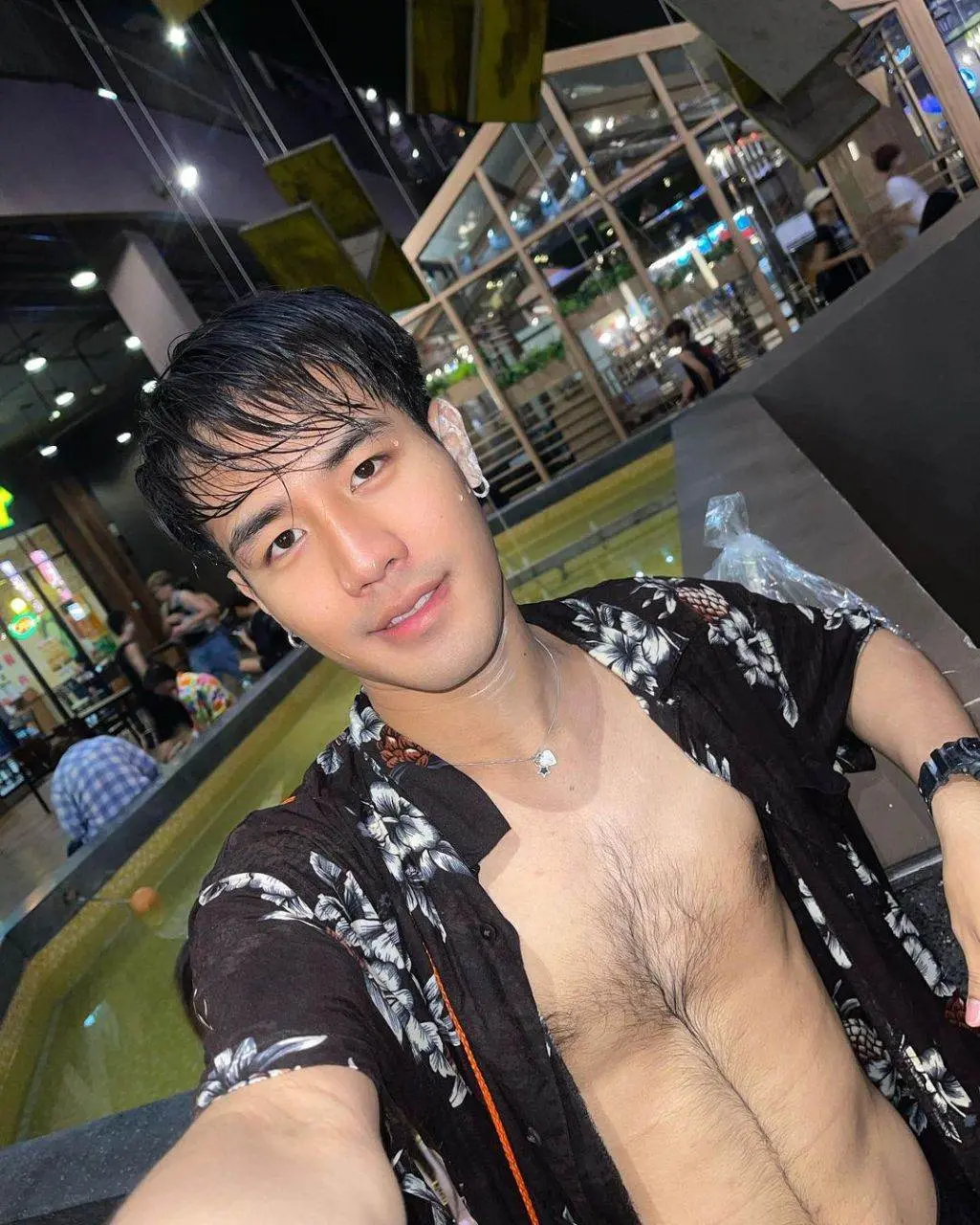ทรงอย่างแซ่บ