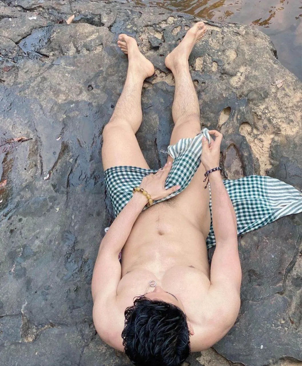 หนุ่ม..ผ้าขาวม้า