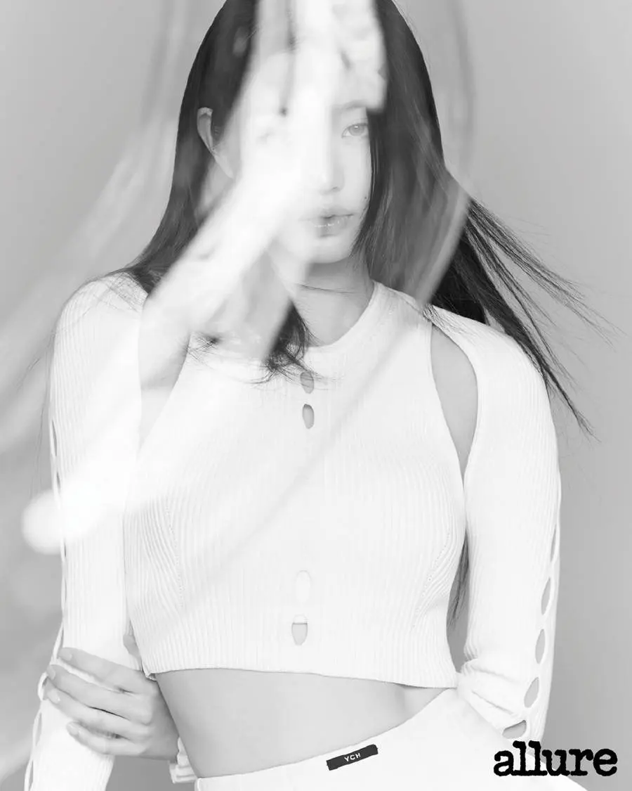 (IVE) Jang Wonyoung @ allure Korea May 2023