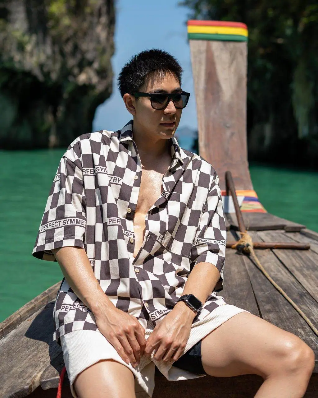 หล่อเข้มละมุนละไม