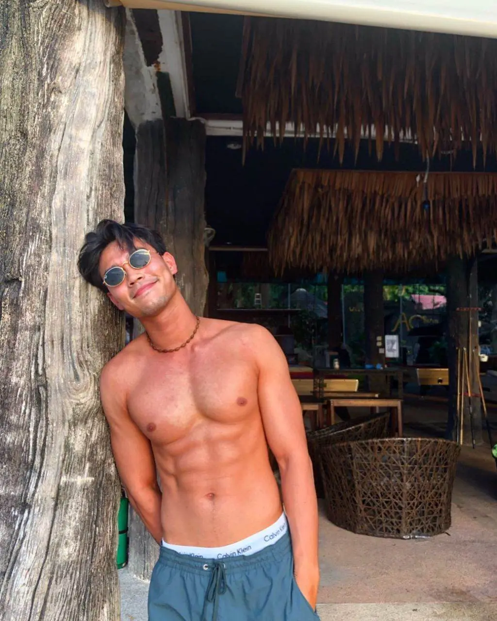 หล่อเข้มละมุนละไม