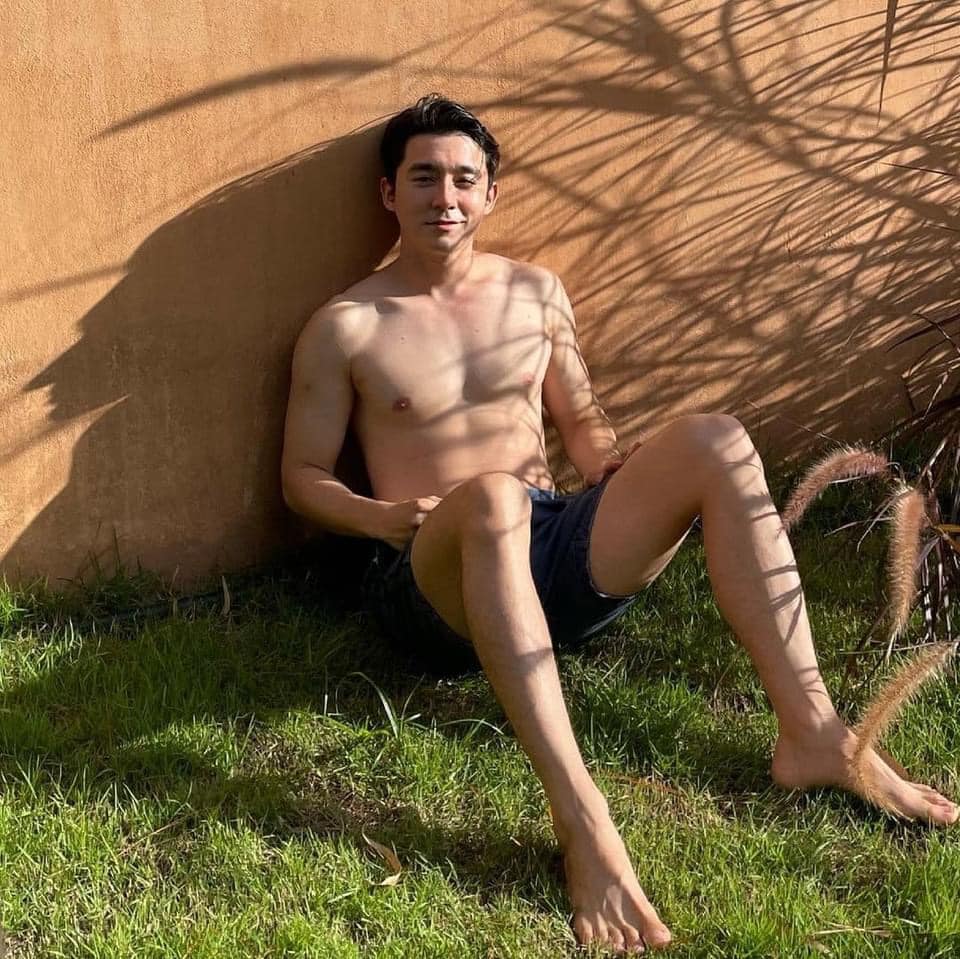 เลียไม่เบื่อ