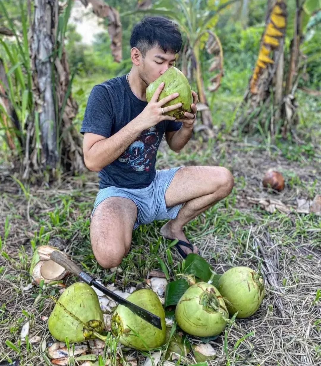หิวน้ำมะพร้าว