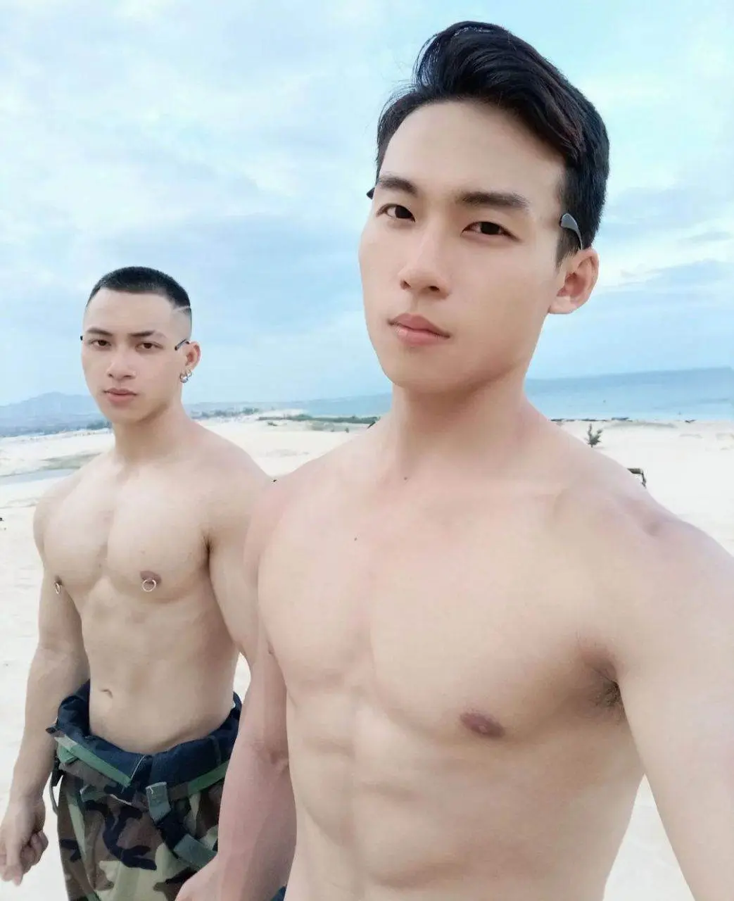 ผู้ชายแข็งแรง