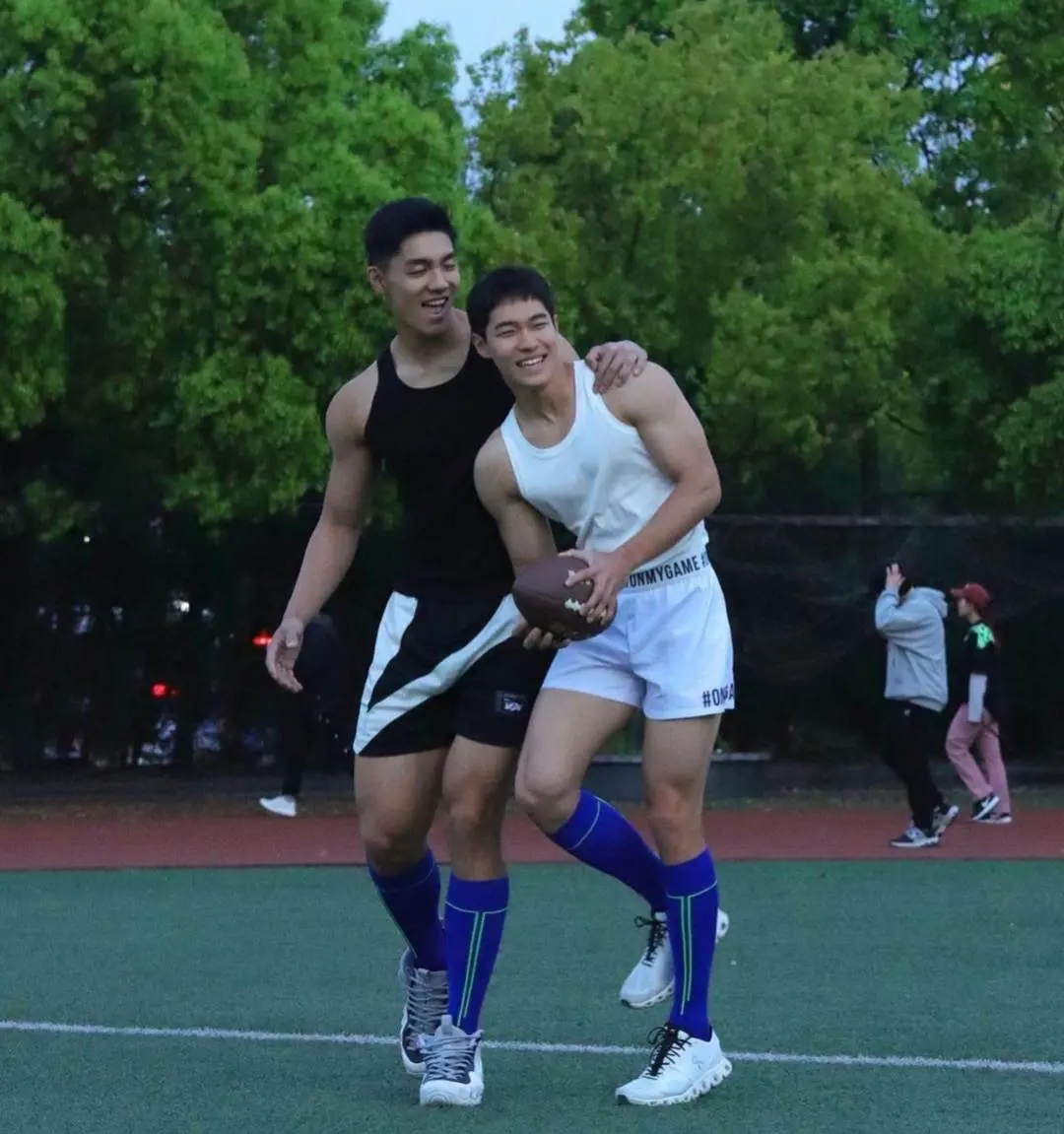ผู้ชายแข็งแรง