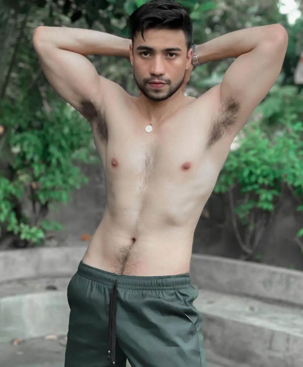 หลงรัก..รักแร้หนุ่ม