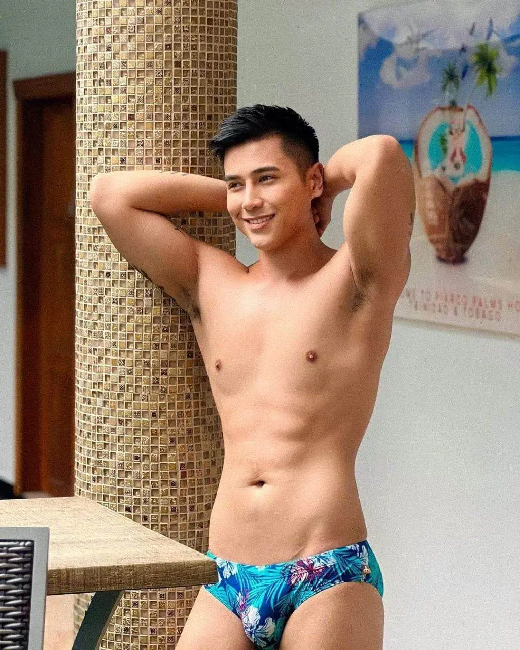 ผู้ชายร้อนๆ