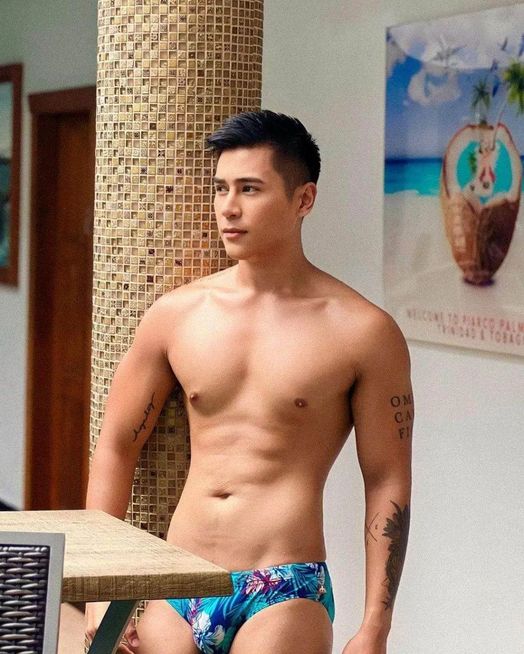 ผู้ชายร้อนๆ