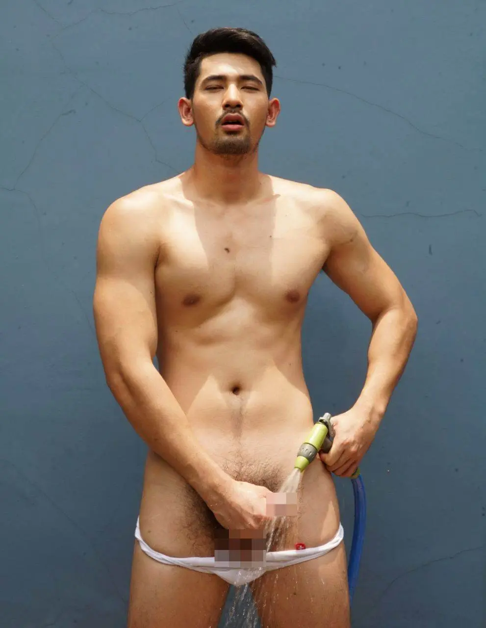 ส่องผู้ชายอาบน้ำ 31