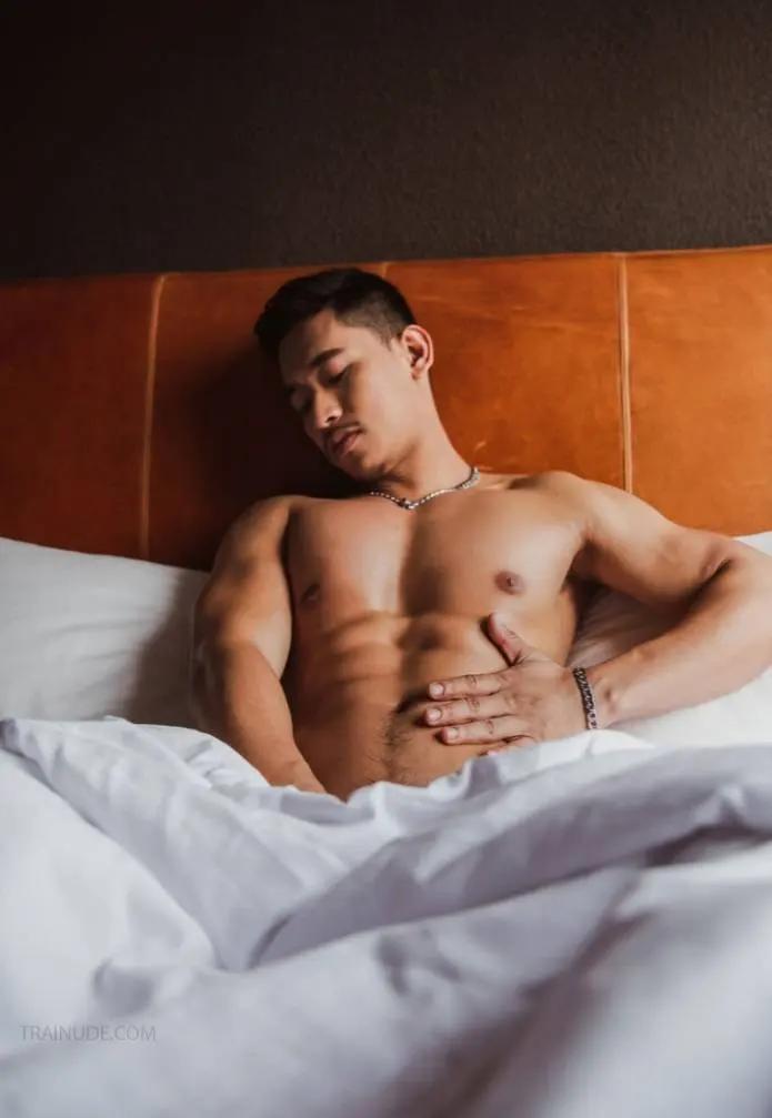 เรื่องบนเตียง 44