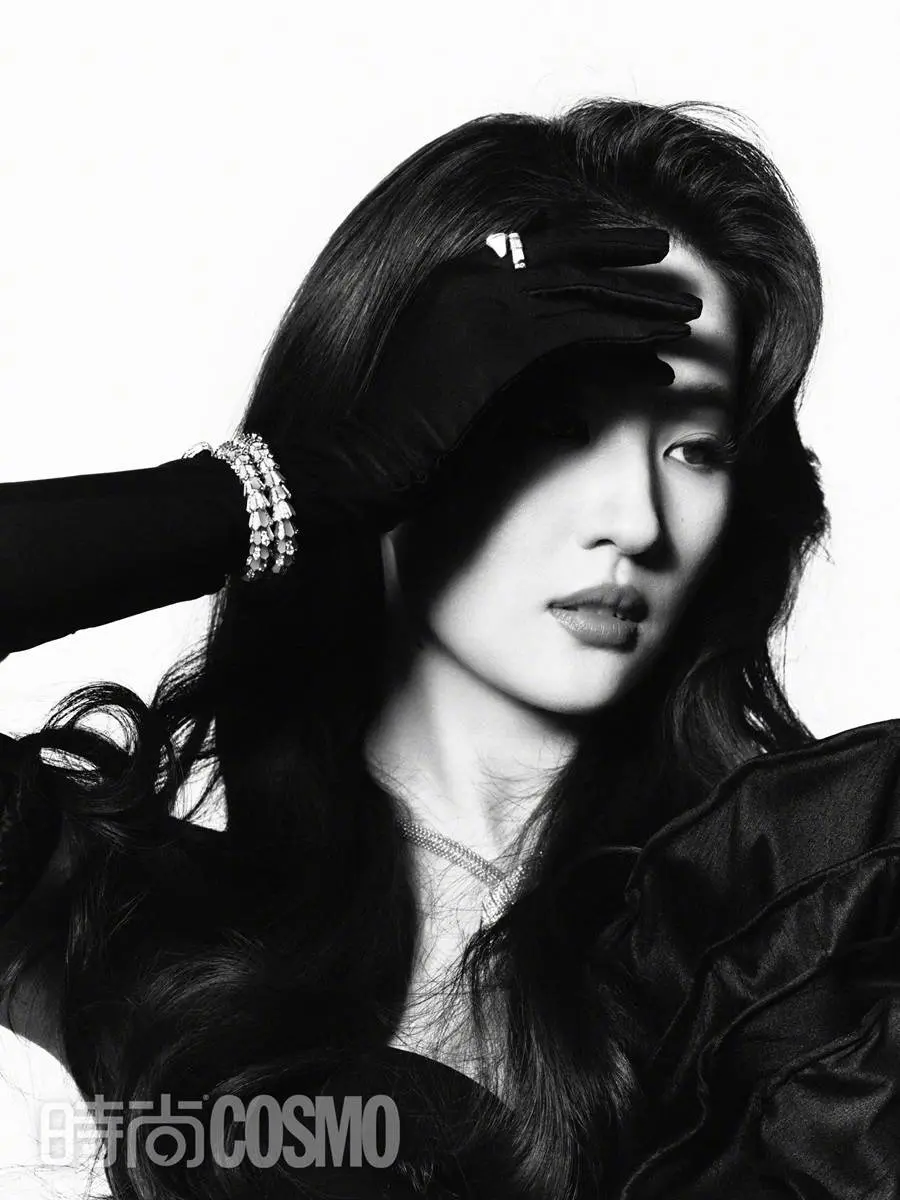 Liu Yifei @ Cosmopolitan China June 2023