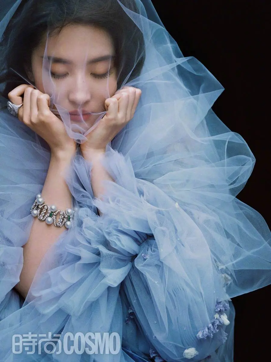 Liu Yifei @ Cosmopolitan China June 2023
