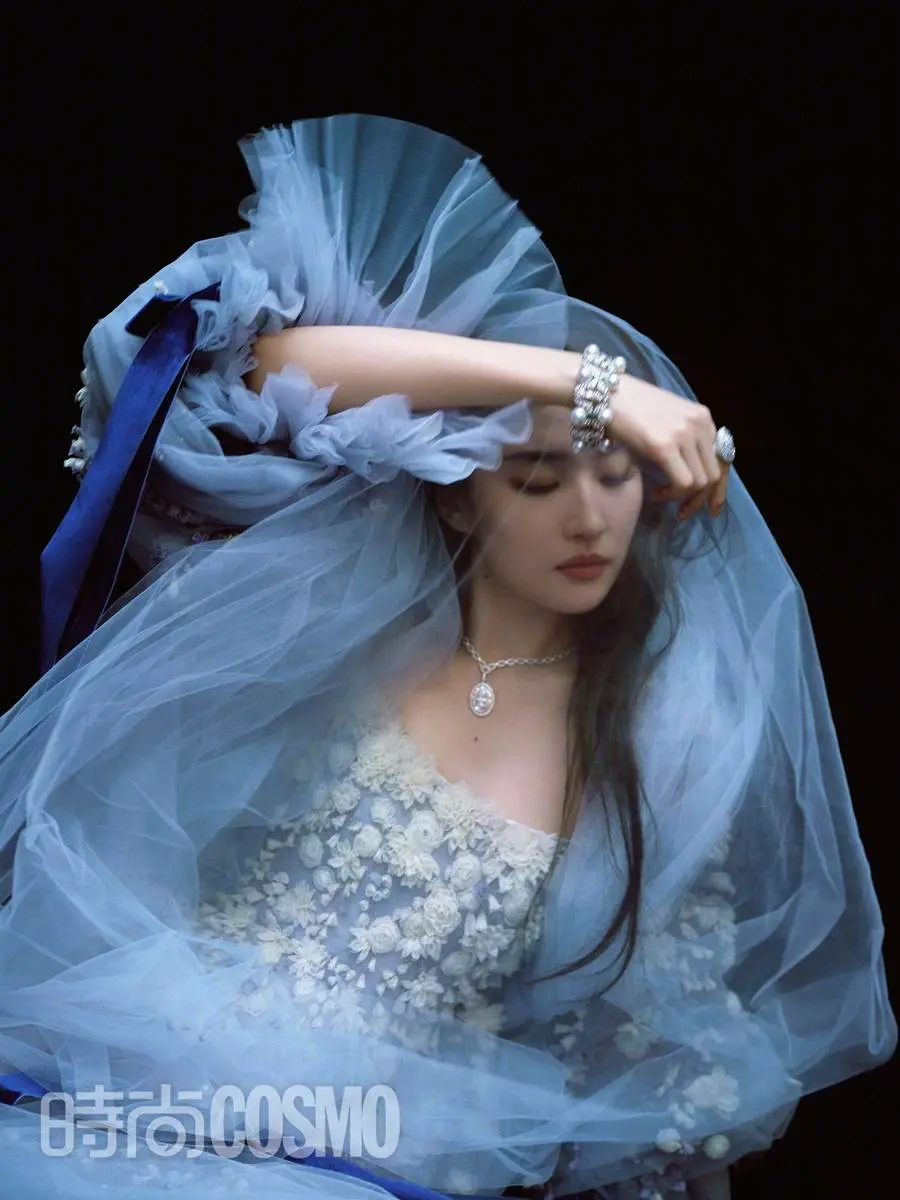 Liu Yifei @ Cosmopolitan China June 2023