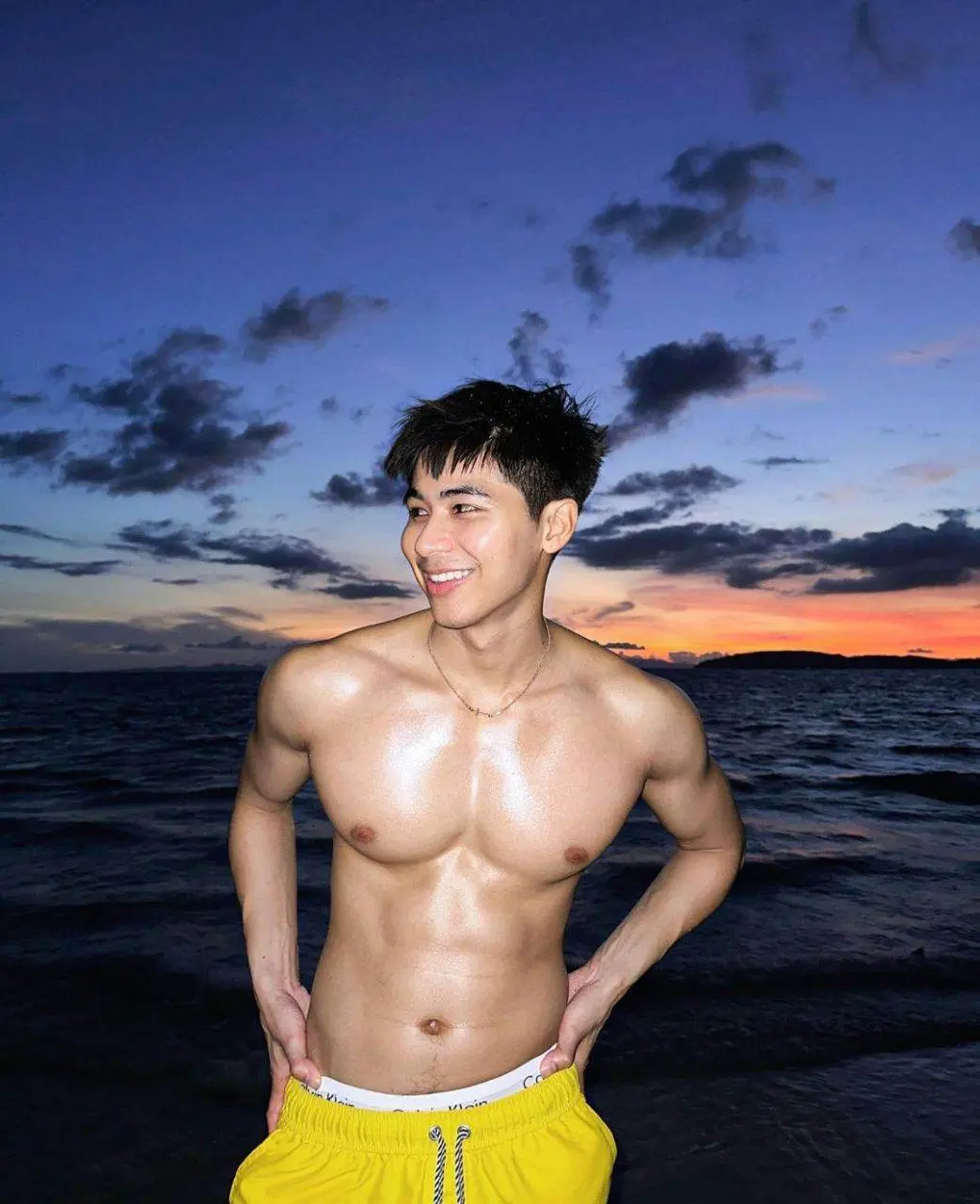 ผู้ชายหน้าร้อน