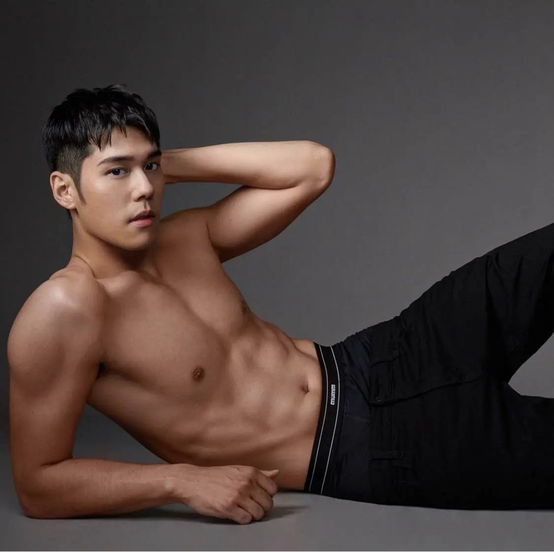 ผู้ชายหน้าร้อน2