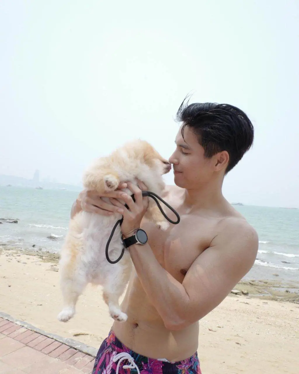 เพราะอากาศมันร้อน