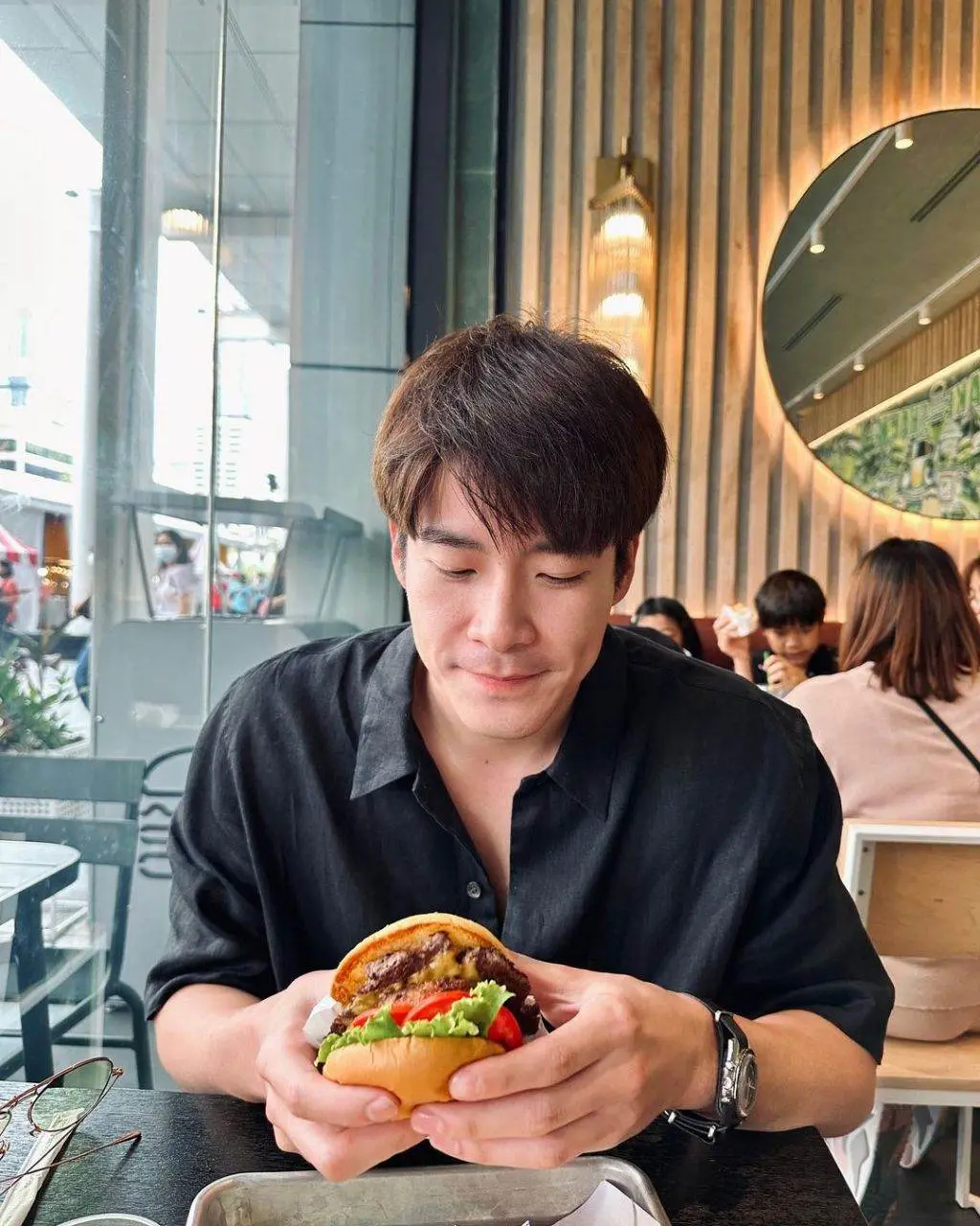 น่าร้อนที่แสนแซ่น