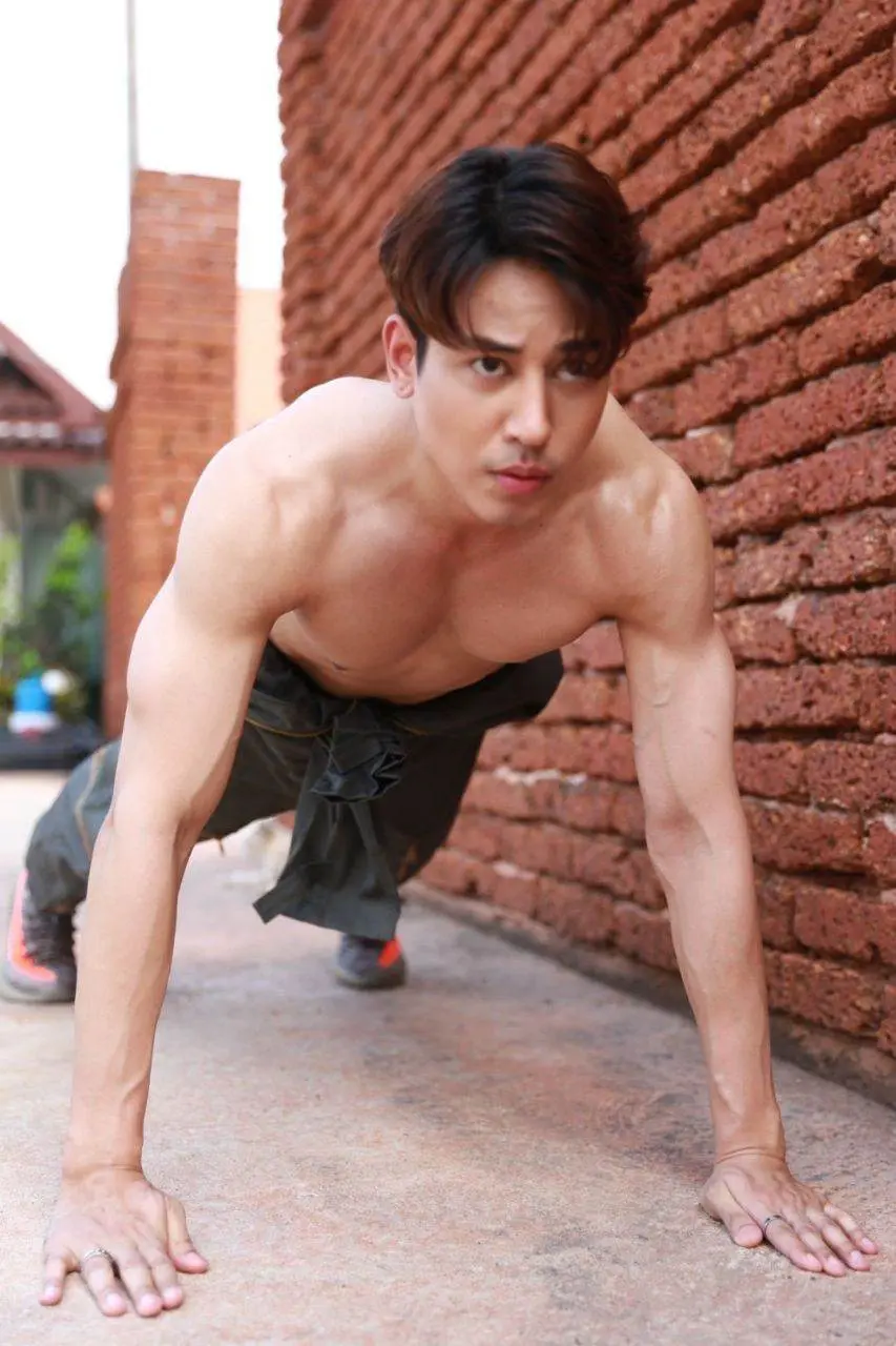 น่าร้อนที่แสนแซ่น