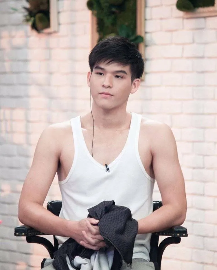 ดาราน่าร้อน