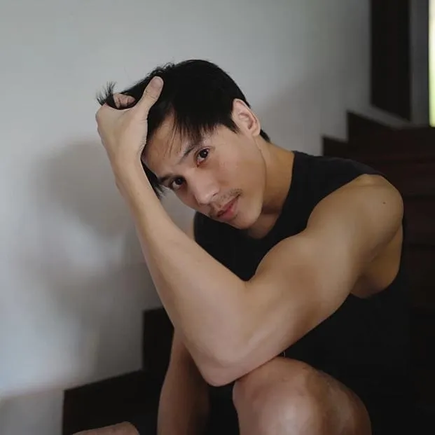 ดาราน่าร้อน