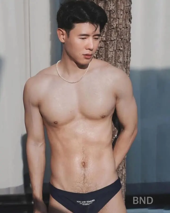 คลั่งรักผช.หน้าร้อน