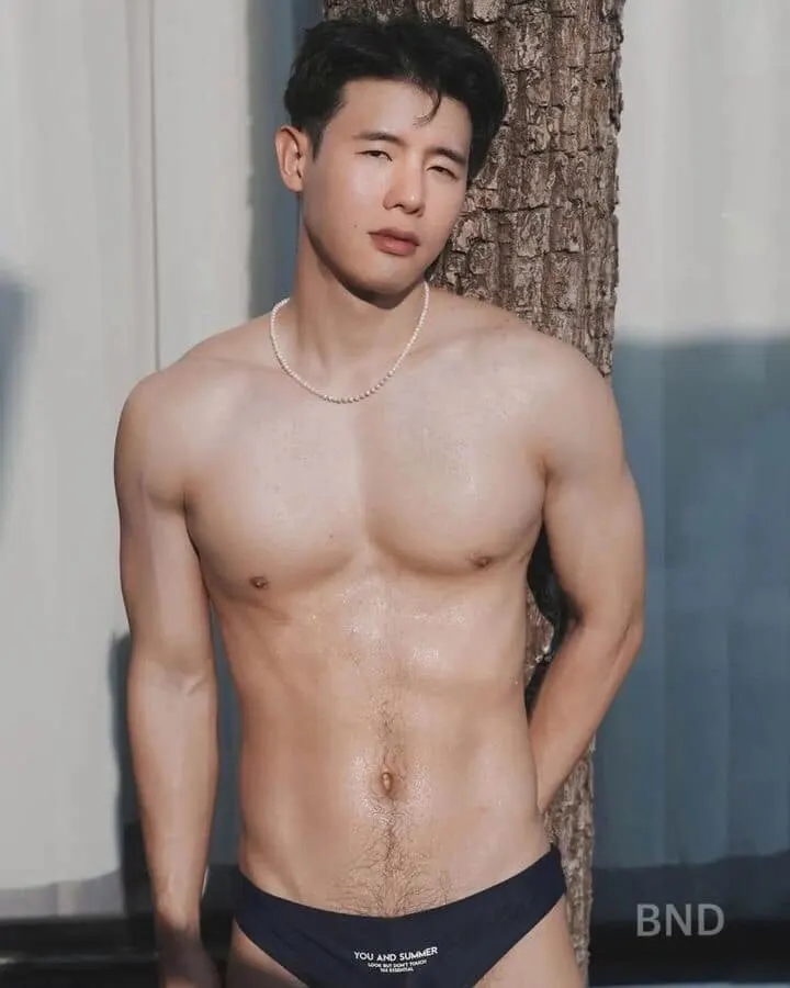 คลั่งรักผช.หน้าร้อน