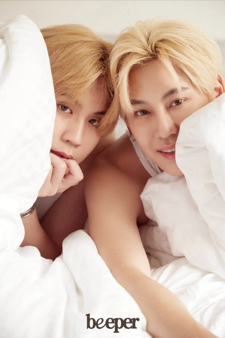 บุ๋น-นพณัฐ & เปรม-วรุศ @ Beeper Magazine China May 2023