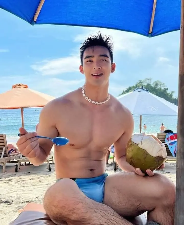 หิวน้ำ..มะพร้าว