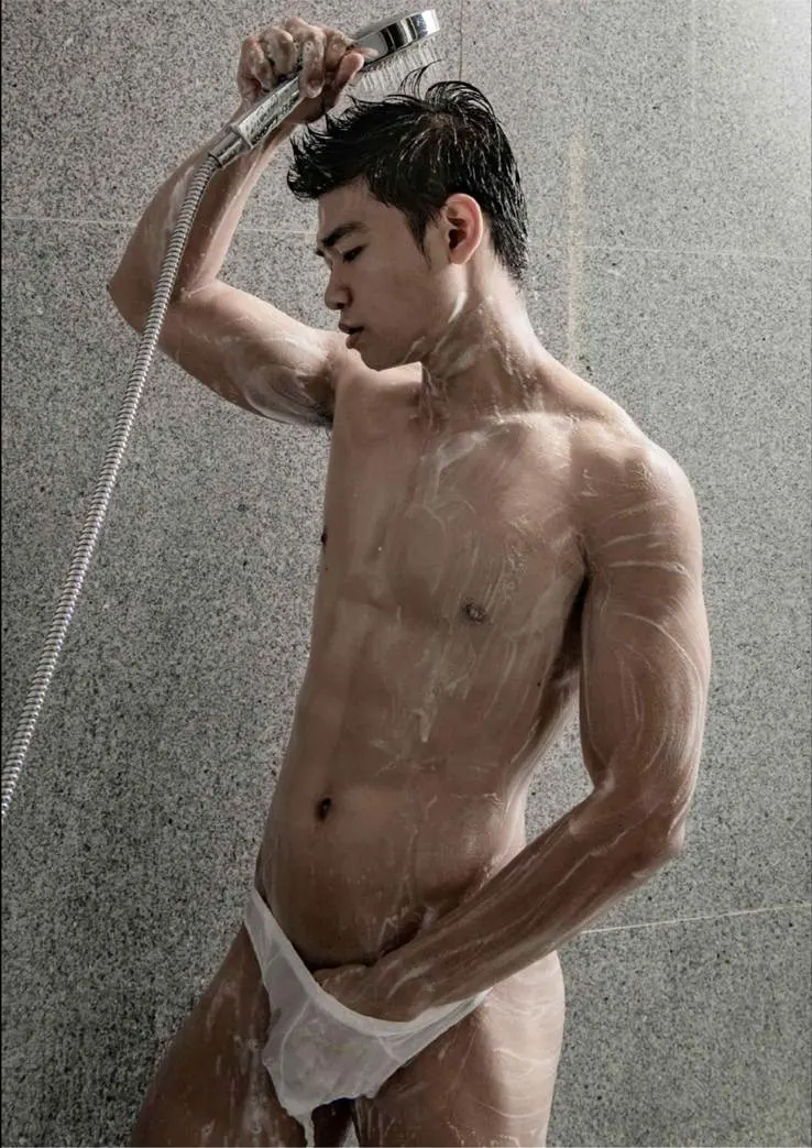 ส่องผู้ชายอาบน้ำ 38