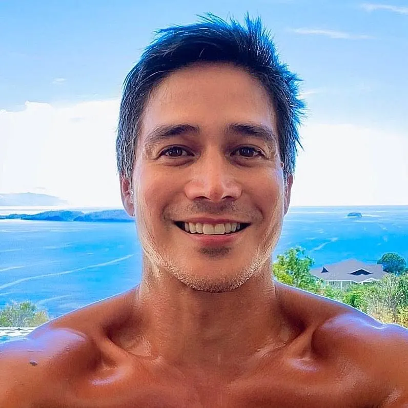 หล่อดูดีมากบรรดาสามี