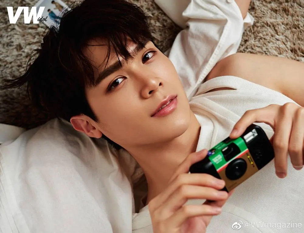 ฟอร์ด ฐิติพงศ์ & พีท วสุธร @ VW Magazine China May 2023