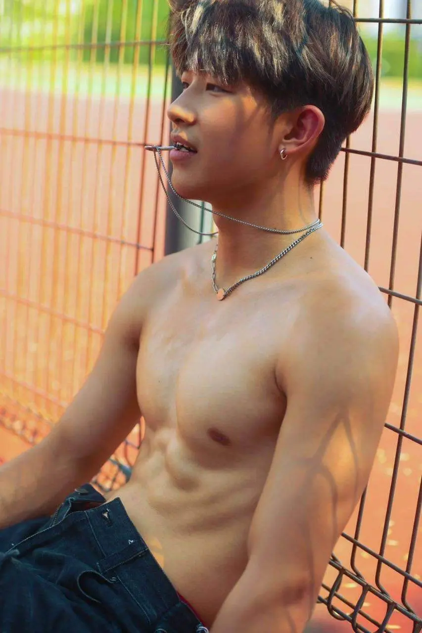 อดใจไม่ไหว