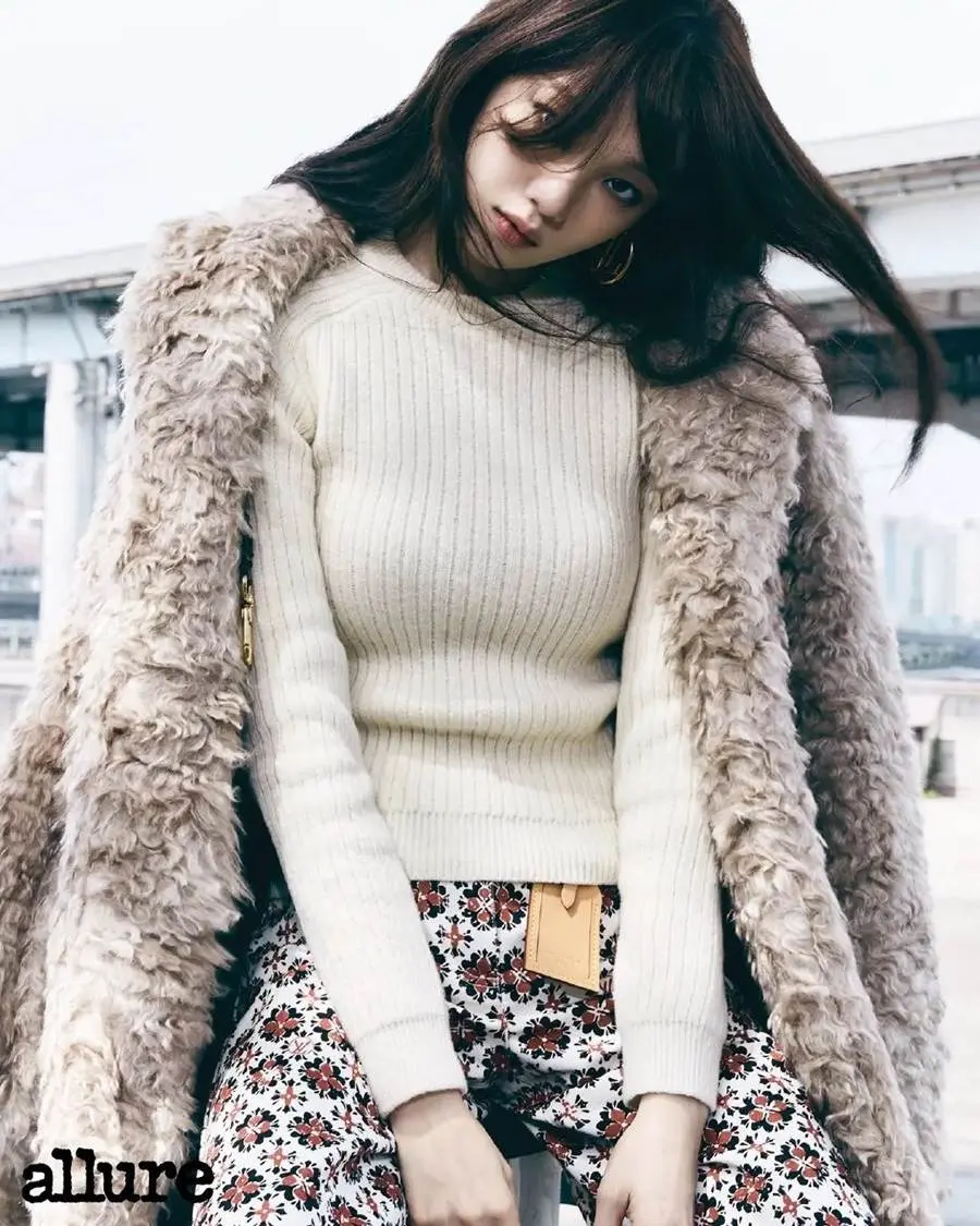Lee Sung Kyung @ allure Korea June 2023