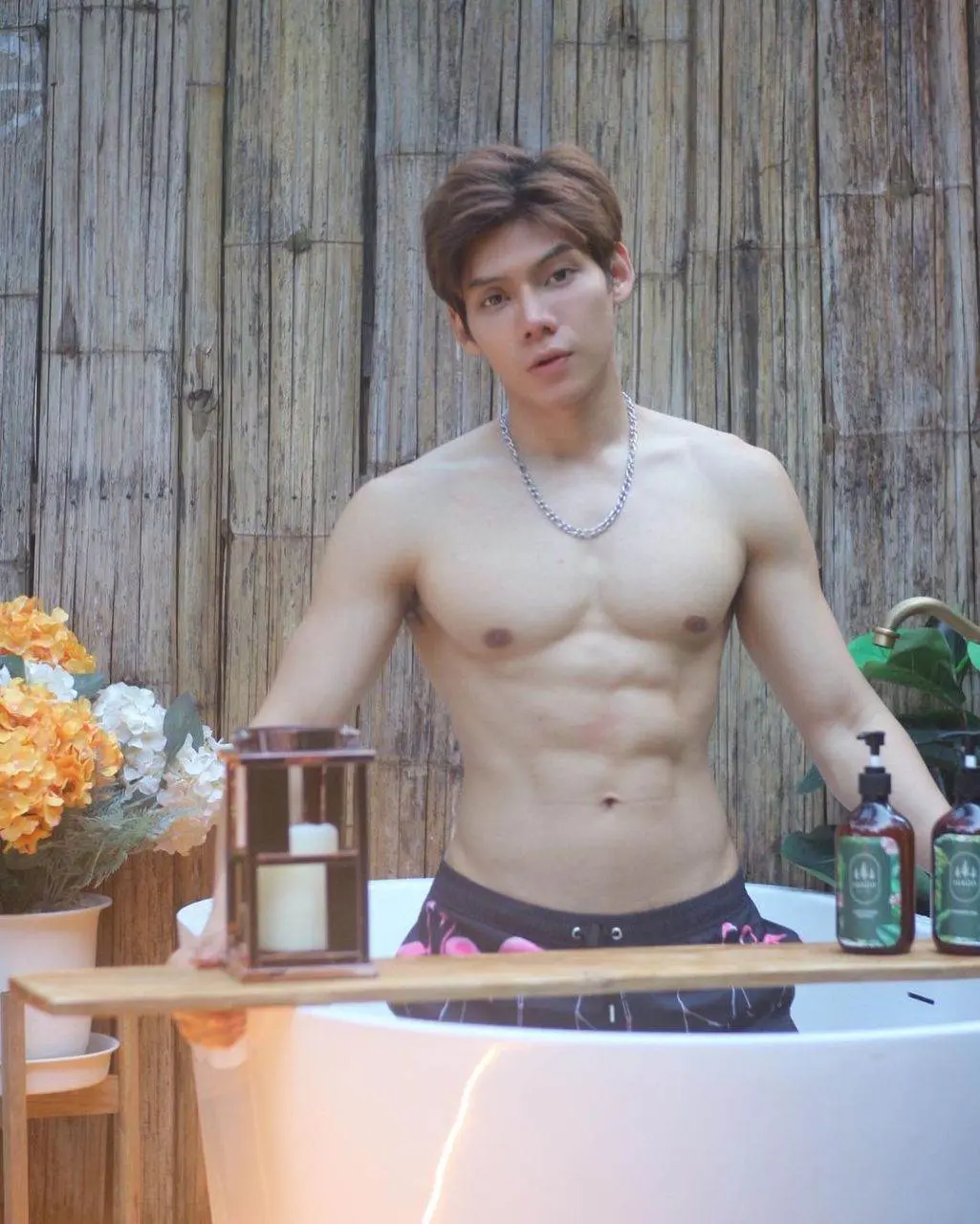 ความหล่อดี พรีเมี่ยมมาก