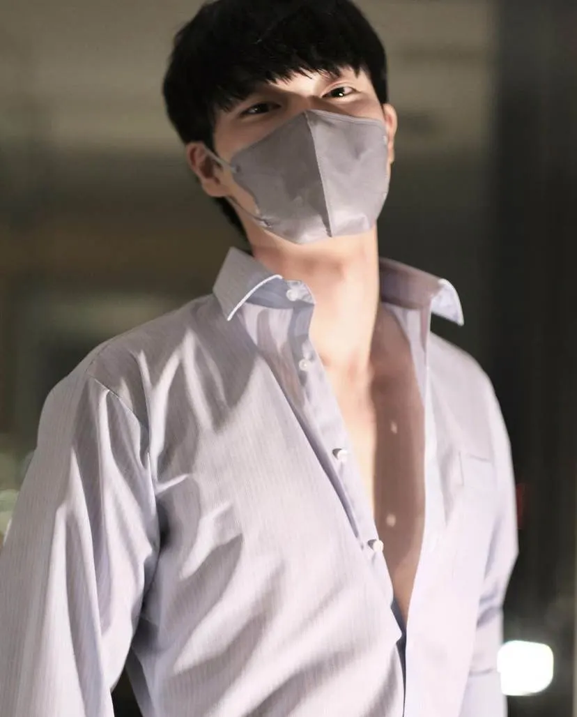 เซ็กซี่ไม่ต้องถอด 001