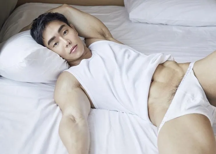เซ็กซี่ไม่ต้องถอด 001