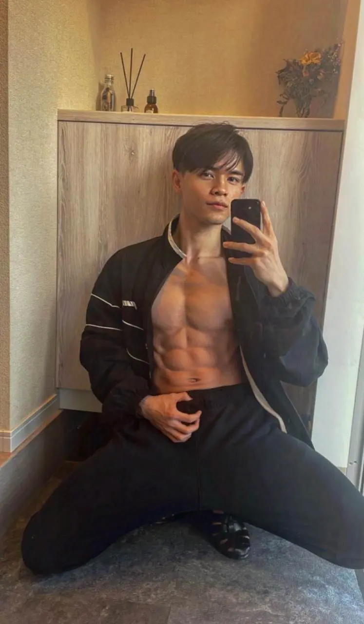 เซ็กซี่ไม่ต้องถอด 001