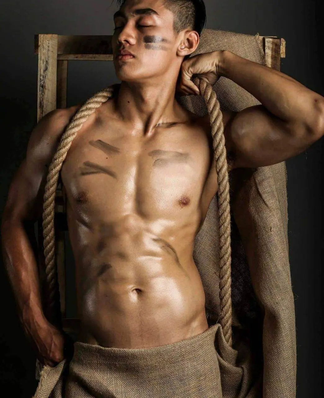เชือกพันกาย..ใจผูกพัน